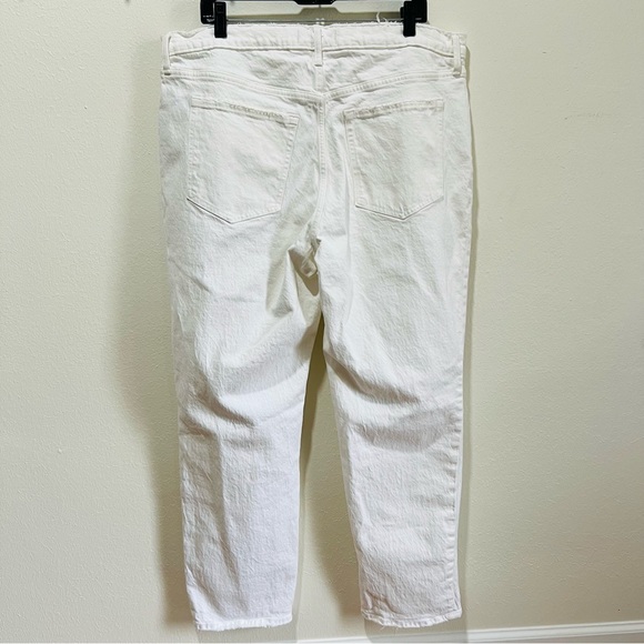 Abercrombie & Fitch White Ultra High Rise 90s Straight Jean Women's Size 34/18 R - Picture 5 of 12